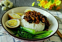 家常卤肉饭的做法