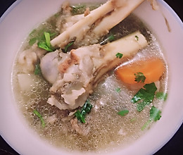 萝卜炖羊大骨的做法