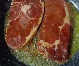 香煎牛排的做法