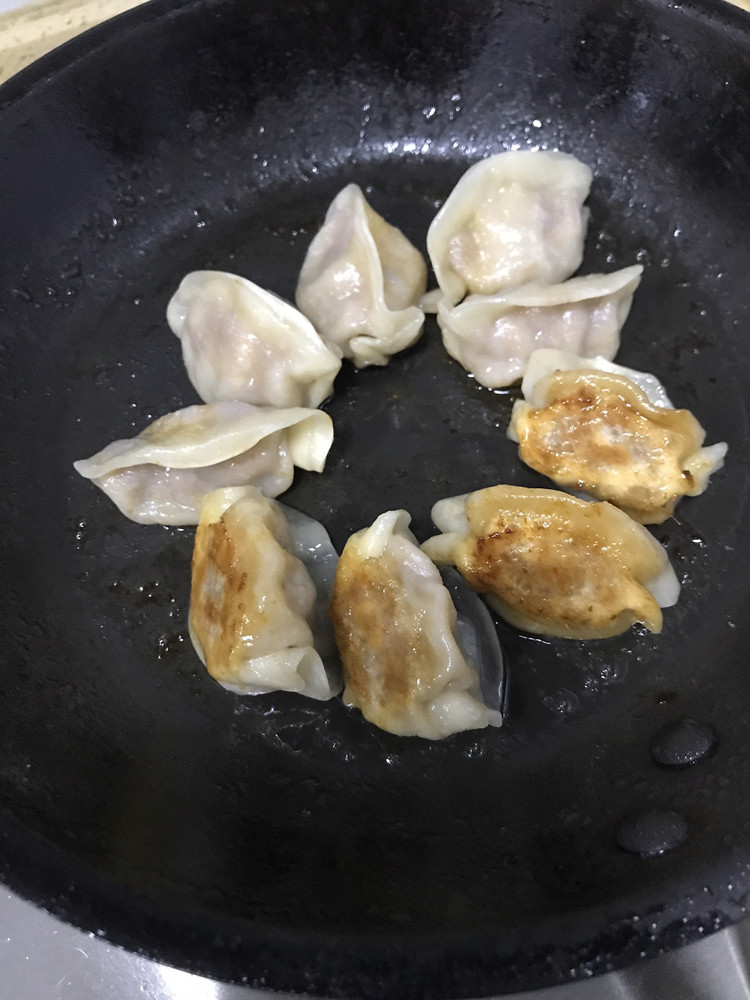 煎饺的做法