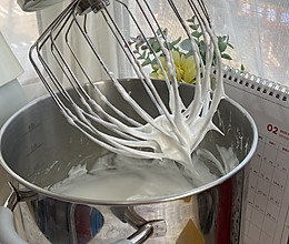 涨知识喽︱蛋白打发的状态有何不同？的做法
