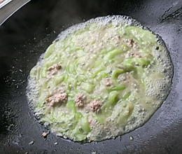 丝瓜炒肉糜的做法