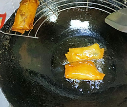 炸春卷 上海过年菜的做法