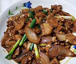 男人女人加油站洋葱炒牛宝的做法