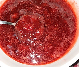 #换着花样吃早餐#草莓果酱吐司的做法