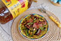 #中秋跟着金龙鱼外婆乡小榨菜籽油一起吃香喝辣#辣椒炒腊肉的做法