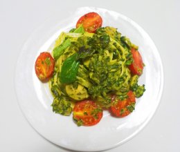 菠菜罗勒奶油意面的做法