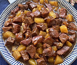 土豆炖牛肉的做法