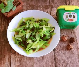 #葱伴侣豆瓣酱能蘸善炒#豆瓣酱炒油菜的做法