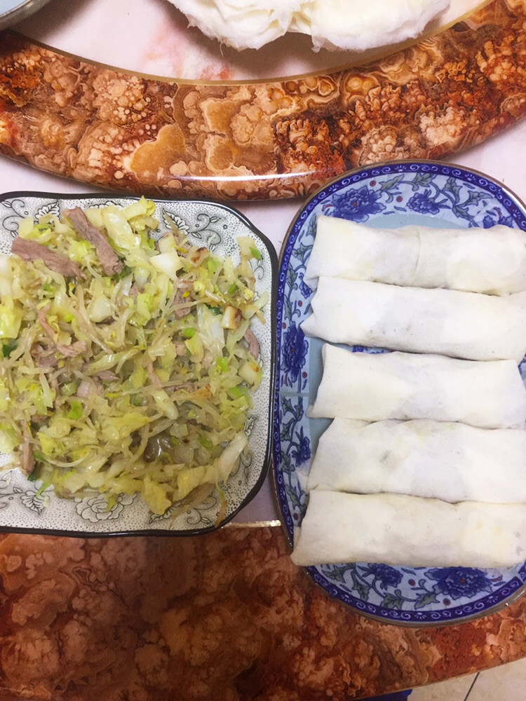 三丝春卷的做法