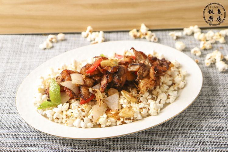 一片鱼肉穿个串儿,肉嫩刺少的孜然鮸鱼串。的做法