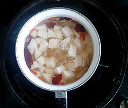 止咳冰糖雪梨水的做法