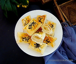 百吃不厌的椒盐酥饼的做法