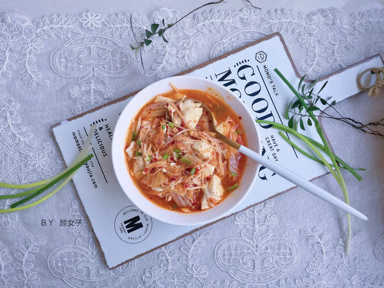 韩式泡菜豆腐汤|又辣又鲜美的做法