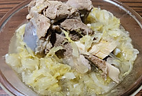 东北名菜大骨头炖酸菜粉条的做法