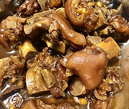 电饭锅版酱香猪蹄的做法