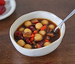 #晒出你的中秋团圆饭#团团圆圆吃汤圆～枣香红糖小圆子的做法