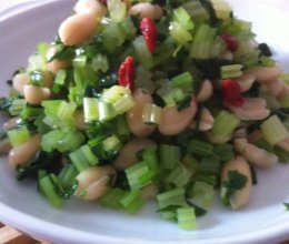 果仁拌水芹的做法