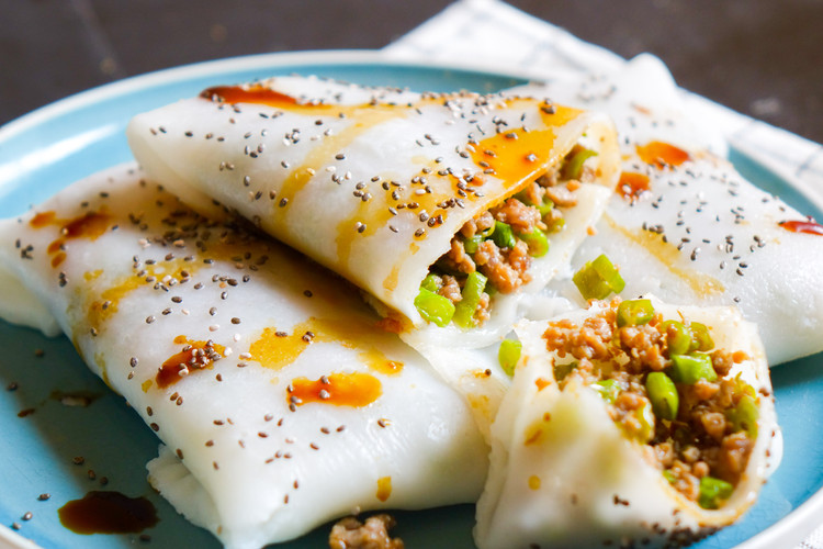 高大上的街边小吃 | 自制肠粉卷牛肉的做法