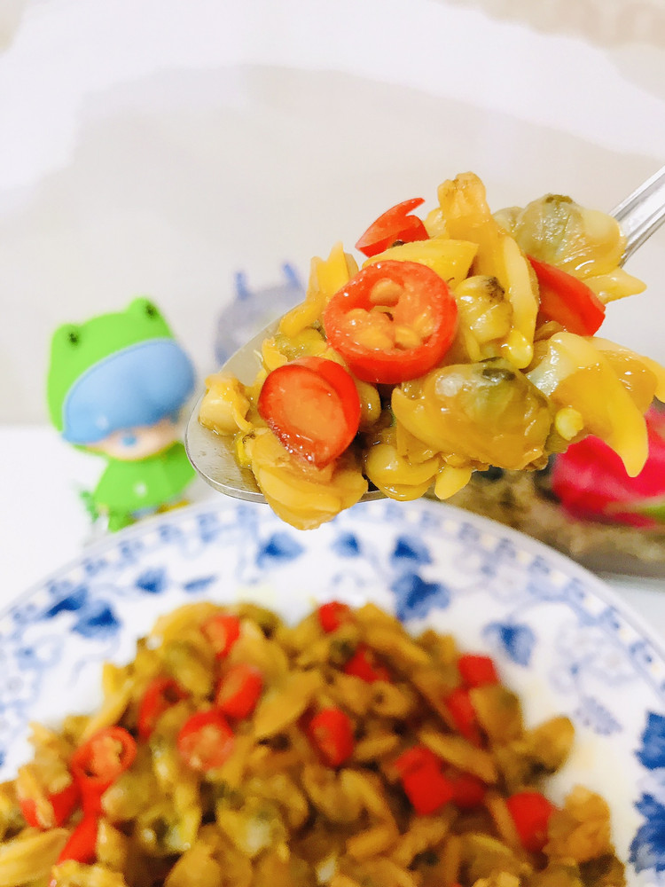 香辣花甲肉的做法