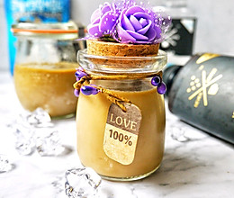 #做道懒人菜，轻松享假期#5分钟就能完成的咖啡奶冻的做法