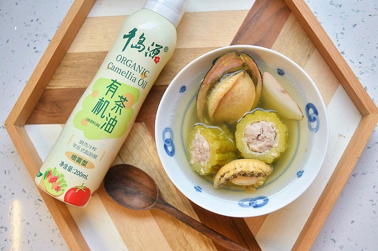 夏季限定海底椰鲍鱼苦瓜煲的做法