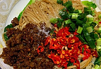 宜宾美食大佬的宜宾燃面的做法