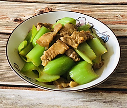 芥菜梗炒五花肉的做法