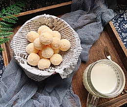 蛋白椰丝球的做法