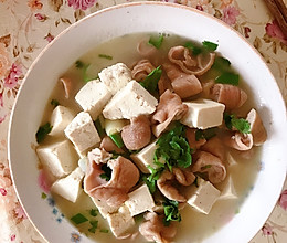 猪大肠炖豆腐的做法