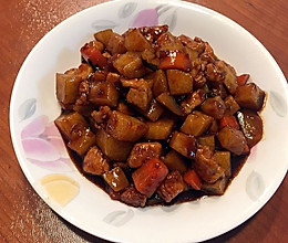 红烧土豆里脊肉的做法