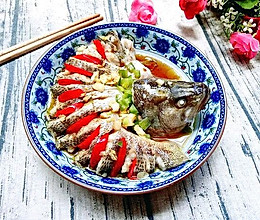清蒸鲈鱼的做法