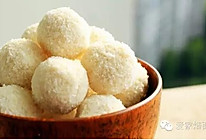 蛋白椰丝球的做法