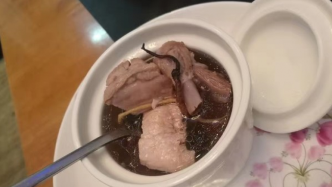 冬虫夏草排骨汤的做法