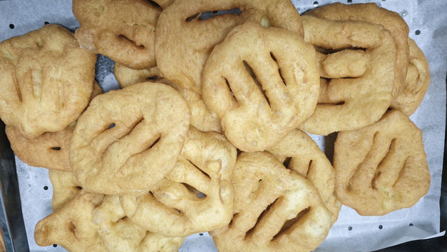 炸油饼的做法