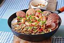 #春天肉菜这样吃#蒜蓉辣酱蒸海鲜的做法