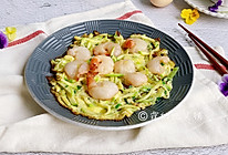 #肉食者联盟#西葫芦鲜虾鸡蛋饼的做法