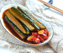 #名厨汁味，圆中秋美味#  爆腌香辣黄瓜的做法