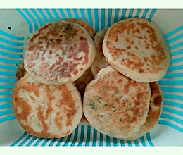 豆腐青椒馅饼，芹菜木耳鸡蛋粉条馅饼的做法