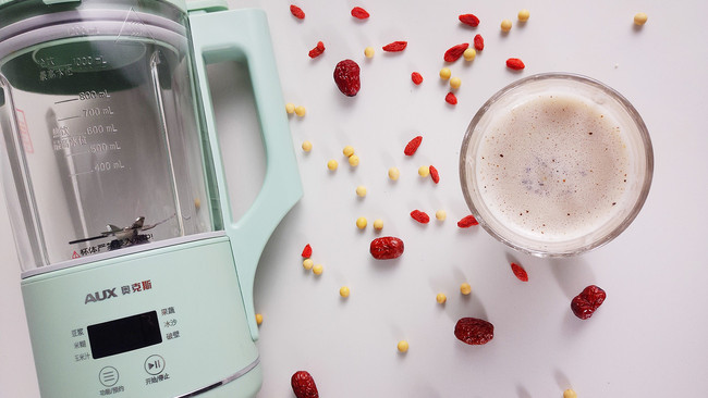 枸杞红枣豆浆的做法