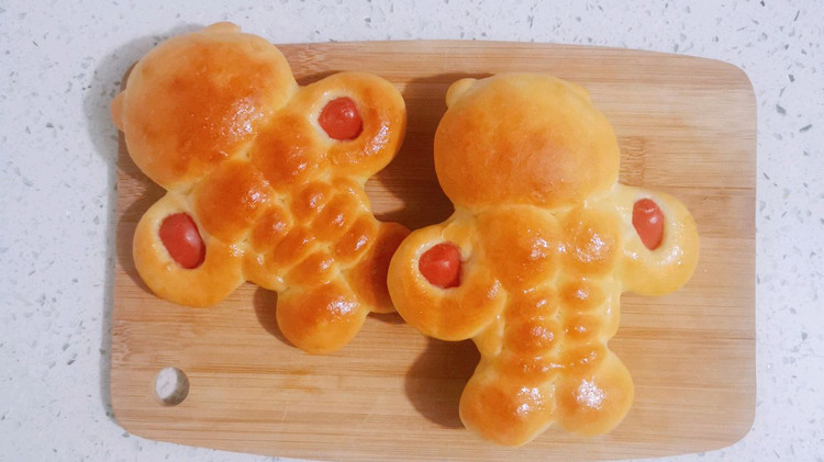 【好吃易做】肌肉熊面包~健身古铜色的熊熊的做法