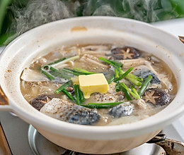 青花鱼石狩锅的做法