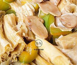 腐竹烧松茸｜牛佤松茸食谱的做法