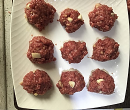 自制牛肉丸子的做法