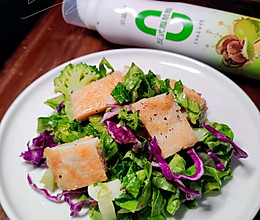 #纳福汇轻松喷出美味#减脂餐黑椒鸡排沙拉的做法