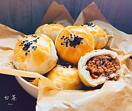 中秋必吃的梅干菜鲜肉月饼，外皮酥脆，内馅鲜香好吃到爆的做法