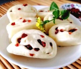 #确幸即“莓”好 让生活“蔓”下来#蔓越莓小花卷