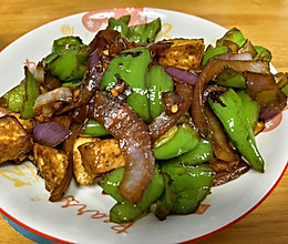#感恩节为TA做顿饭#辣椒炒蛋白的做法
