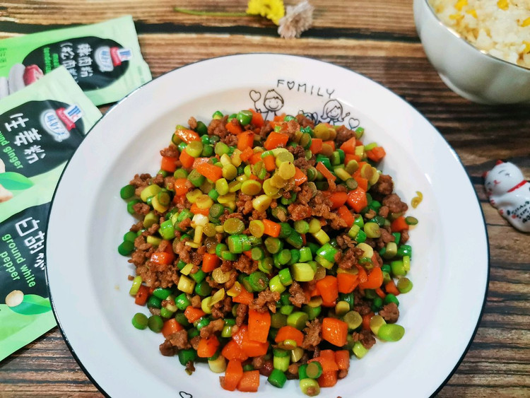 下饭菜 蒜苔炒肉沫的做法