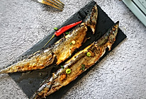 #秋天怎么吃#秋日里的烧烤，香辣煎烤秋刀鱼的做法
